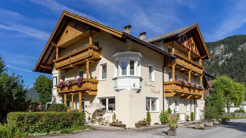Landhaus Riedl Scharnitz Buitenkant foto