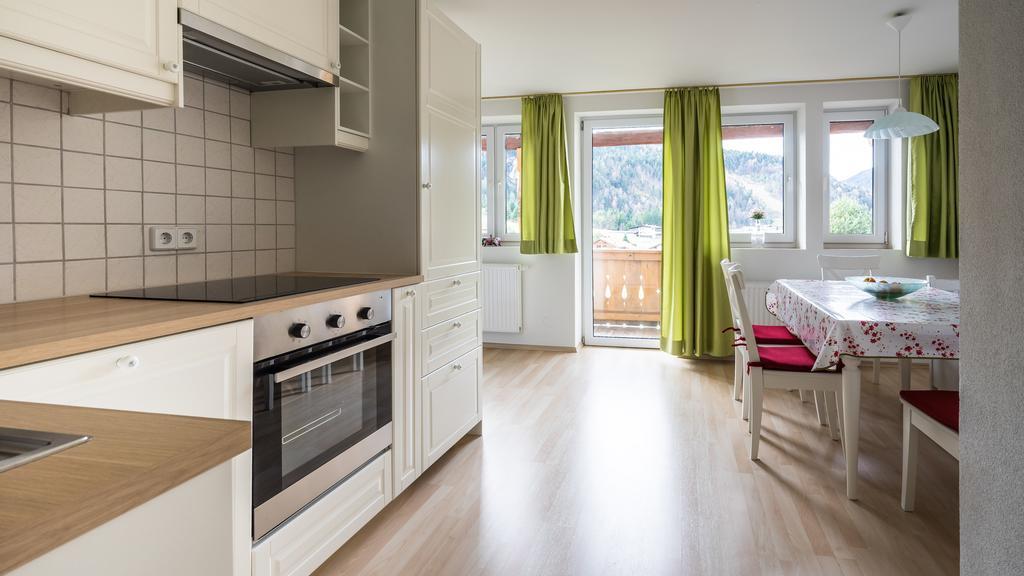 Landhaus Riedl Scharnitz Buitenkant foto