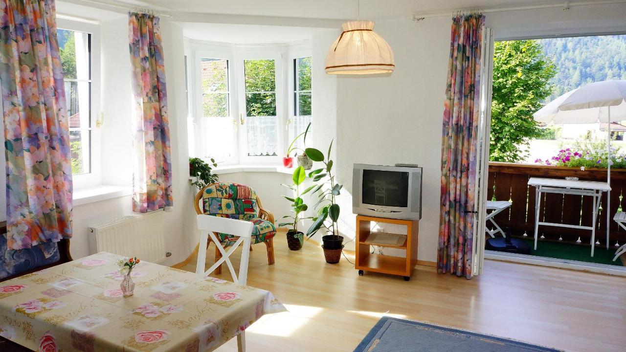 Landhaus Riedl Scharnitz Buitenkant foto